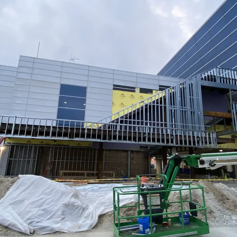 JFK T8 Bus Stop.jpg_V2